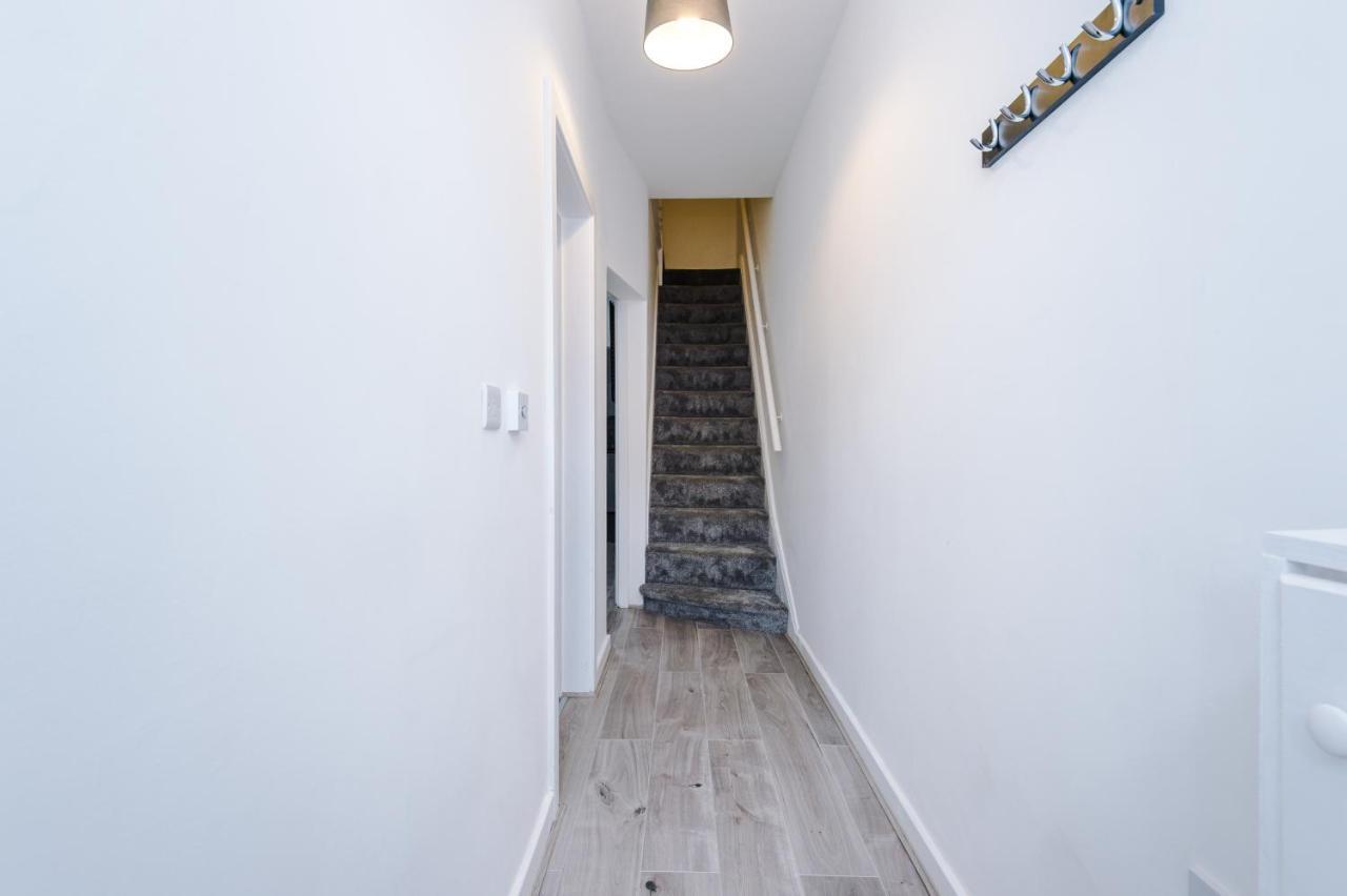 Cosy 3 Bed 3 Bath House - Central Liverpool -Self Check-In & Free Parking! Villa Eksteriør bilde